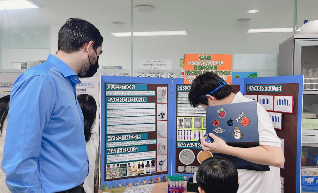 science fair e1765347800248 1024x622